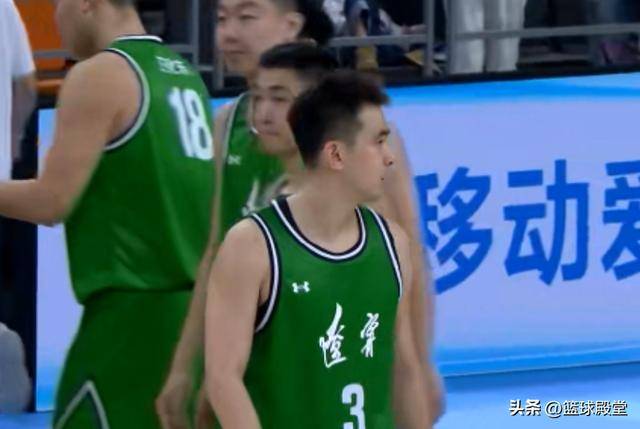 柏林防空塔原视频 柏林防空塔原视频