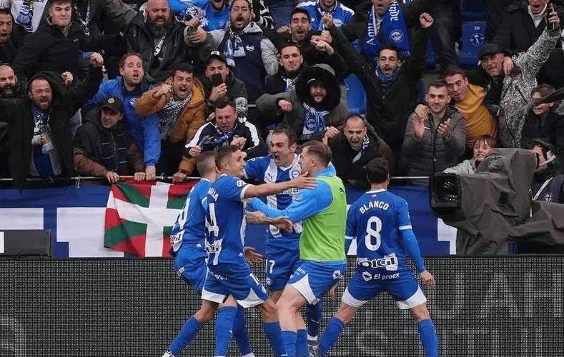 包含阿拉维斯惨遭惨败，排名下滑至降级区的词条