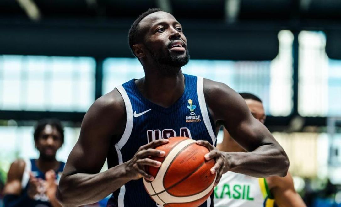 加拿大男篮突破重围，晋级美洲杯决赛